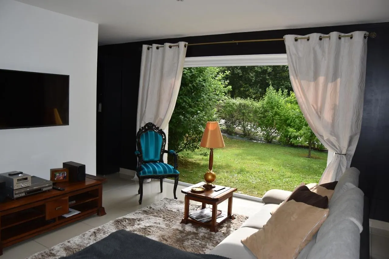 La Maison D'Isabel Montauban 0*,